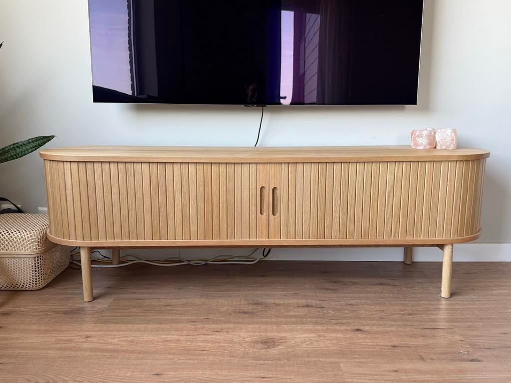 Zo goed als nieuwe Jysk Lyngvig TV Meubel 160 cm, Huis en Inrichting, Kasten | Televisiemeubels, Ophalen, 150 tot 200 cm, Eikenhout