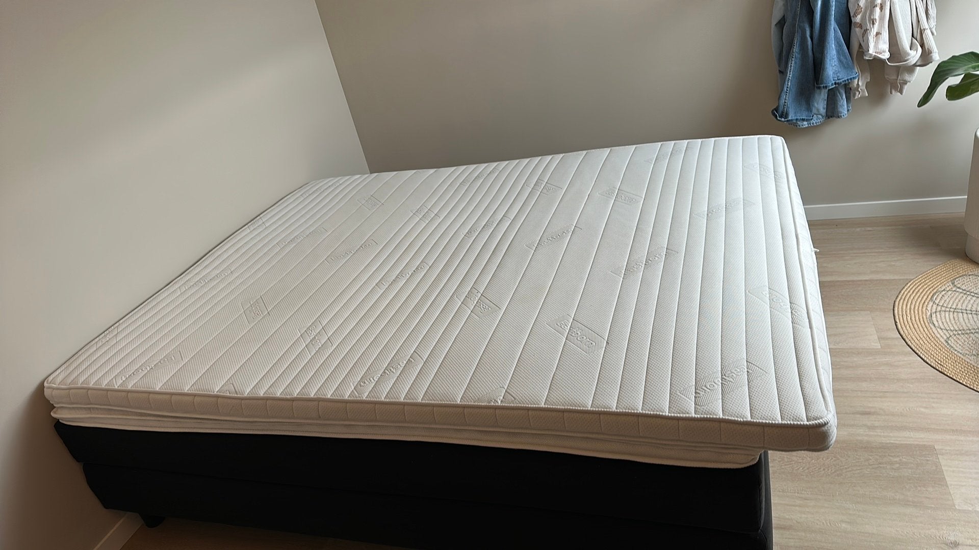 Eastborn latex topper 160x210, Ophalen, 210 cm, Tweepersoons, Zo goed als nieuw
