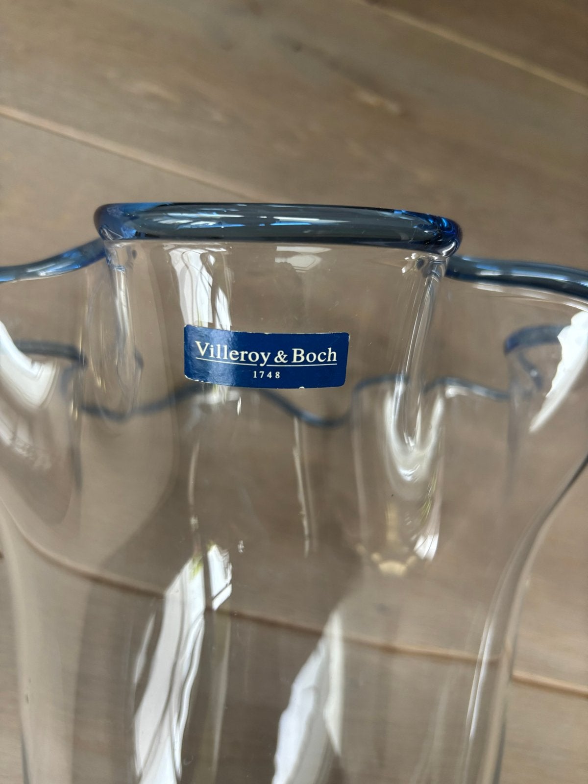 Twee glazen vazen: Villeroy & Boch en Fidrio, Ophalen