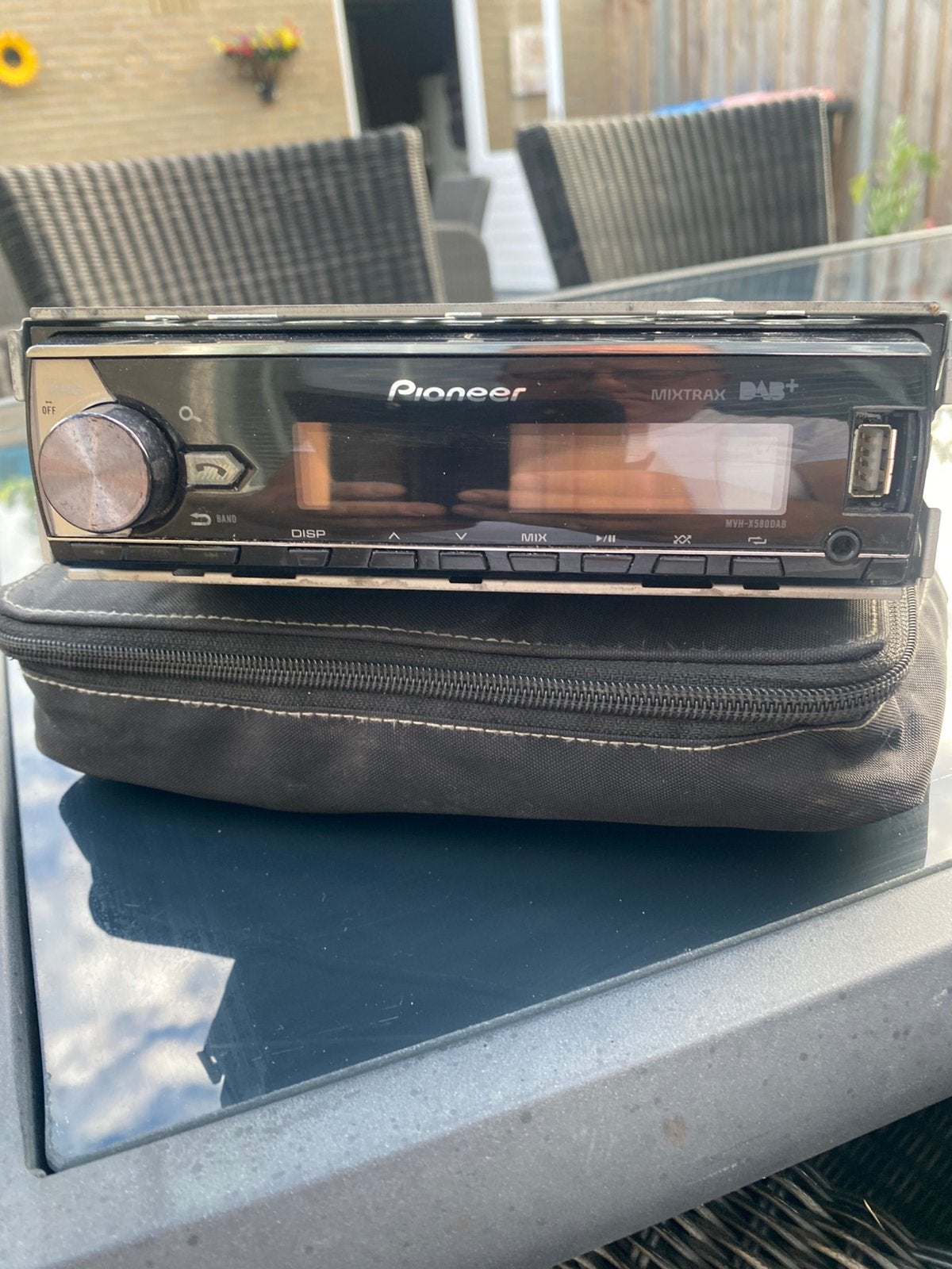Auto radio Pioneer Mvh X580 DAB 40 euro, Auto diversen, Autoradio's, Ophalen of Verzenden, Zo goed als nieuw