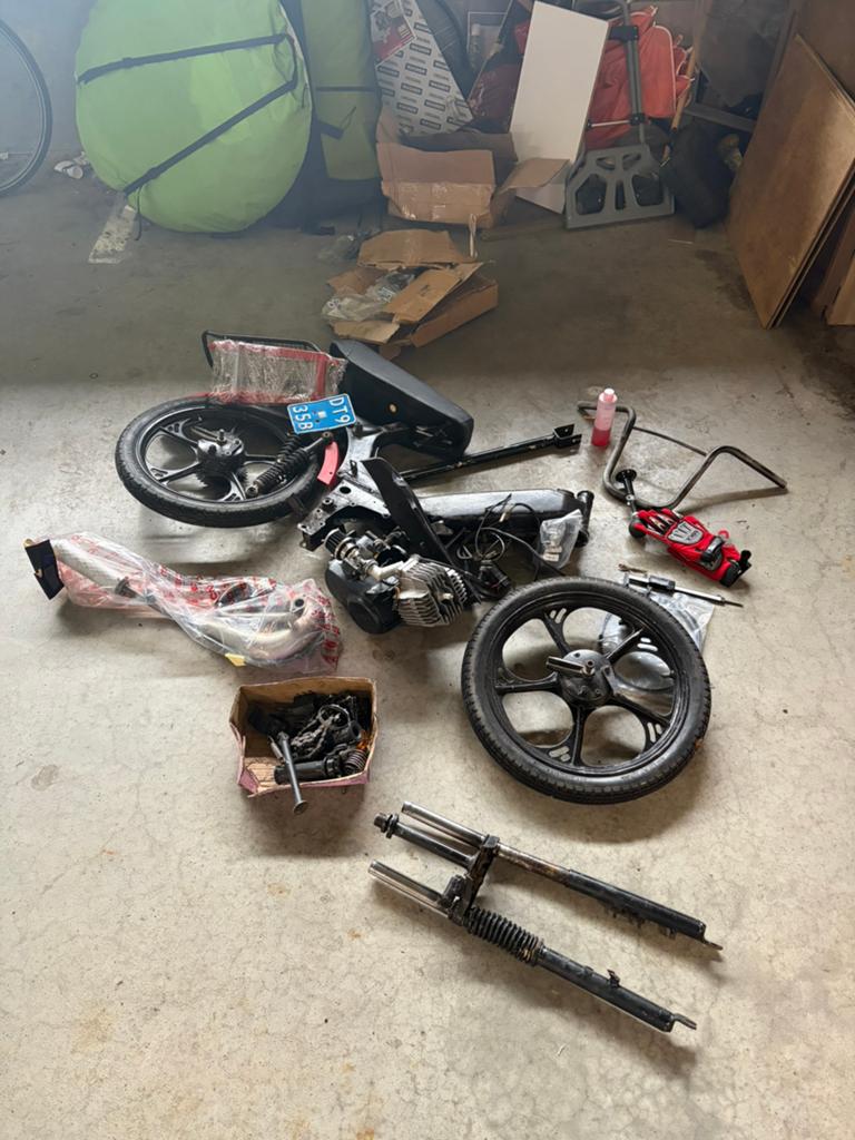 Tomos a35 project €1600 aan onderdelen, Ophalen, Gebruikt, Overige typen