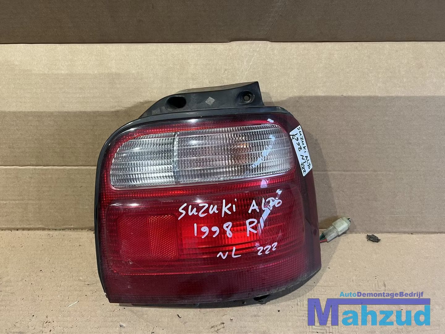 SUZUKI ALTO RECHTS achterlicht right backlight, Auto-onderdelen, Verlichting, Info@fabrikant.eu, Fabrikantstraat 1
1000 AA  Amsterdam, NL