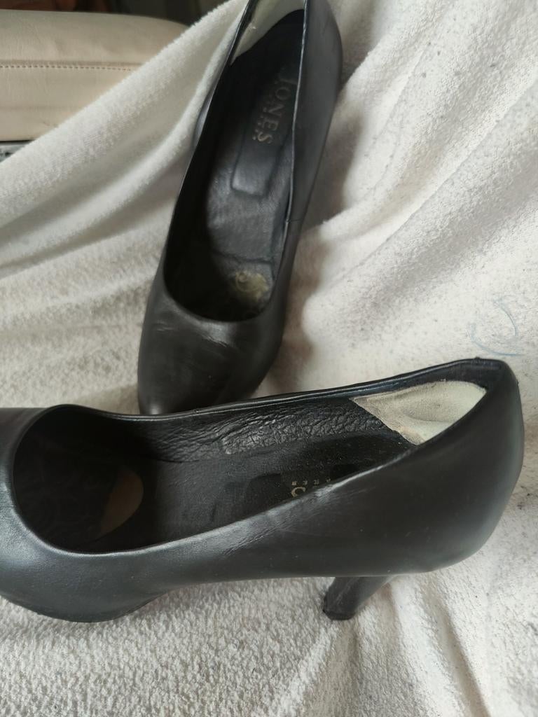 Zwarte pump, Ophalen, Zo goed als nieuw, Zwart
