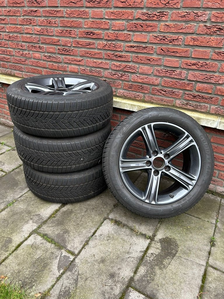 Winterbanden BMW 17 inch, Auto-onderdelen, Ophalen, Gebruikt, BMW