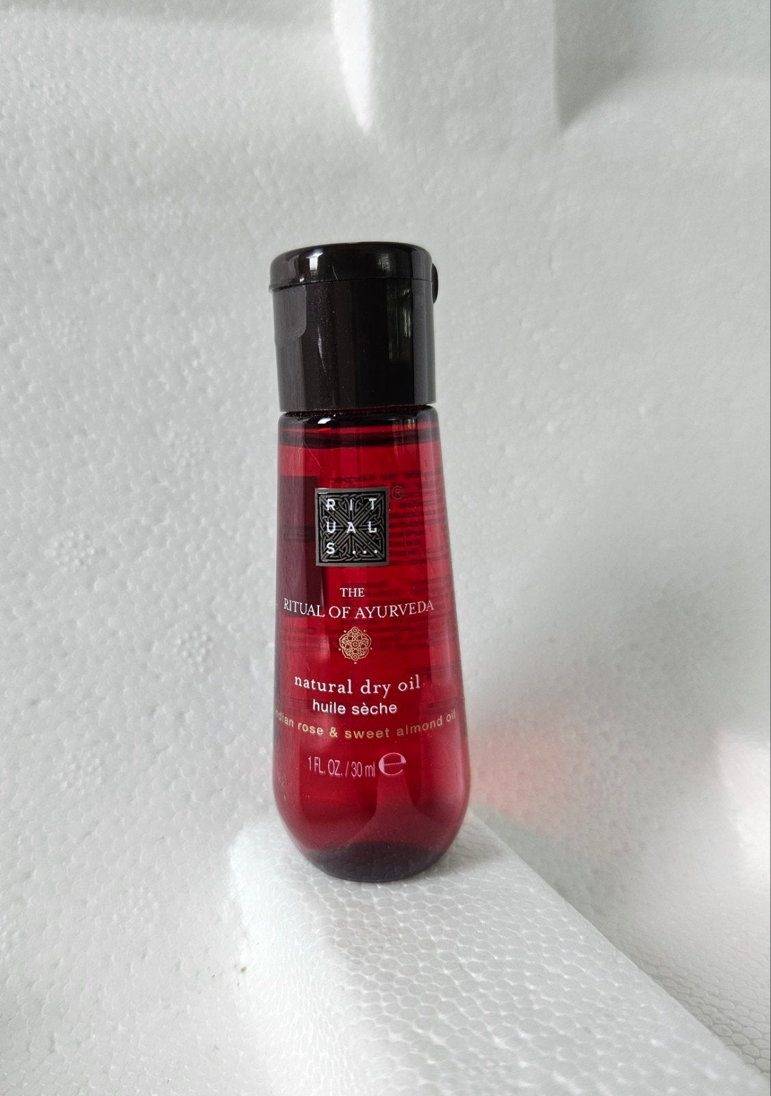 Rituals Ayurveda Natural dry oil 30ml, Ophalen of Verzenden, Nieuw, Blauw, Gehele gezicht