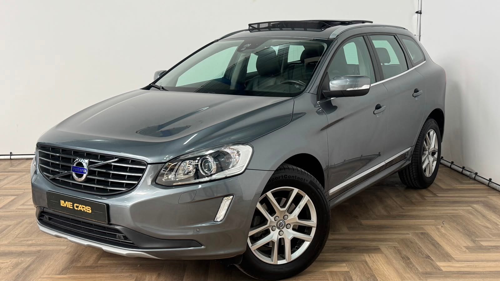 Volvo XC60 2.0 T5 FWD Polar+|PANO|NAP|1e EIGENAAR|INRUIL MOG, Auto's, Dealer onderhouden, 15 km/l, Gebruikt, 4 cilinders
