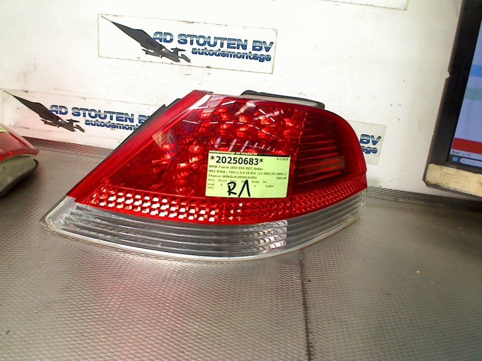 Achterlicht Rechts BMW 7 serie (E65/E66/E67) 2002 01123701, Gebruikt, Petuelring 130, München 80809, , Duitsland, BMW, Bayerische Motoren Werke AG