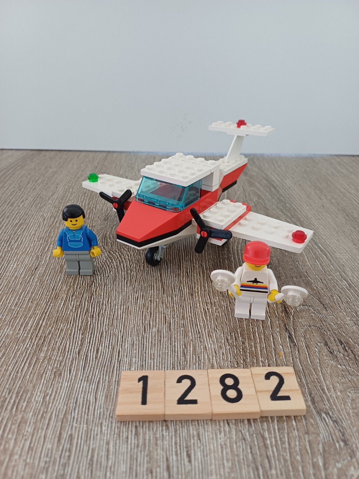 Lego Legoland Vliegtuig met Piloot 6687, Kinderen en Baby's, Speelgoed | Duplo en Lego, Ophalen of Verzenden, Gebruikt