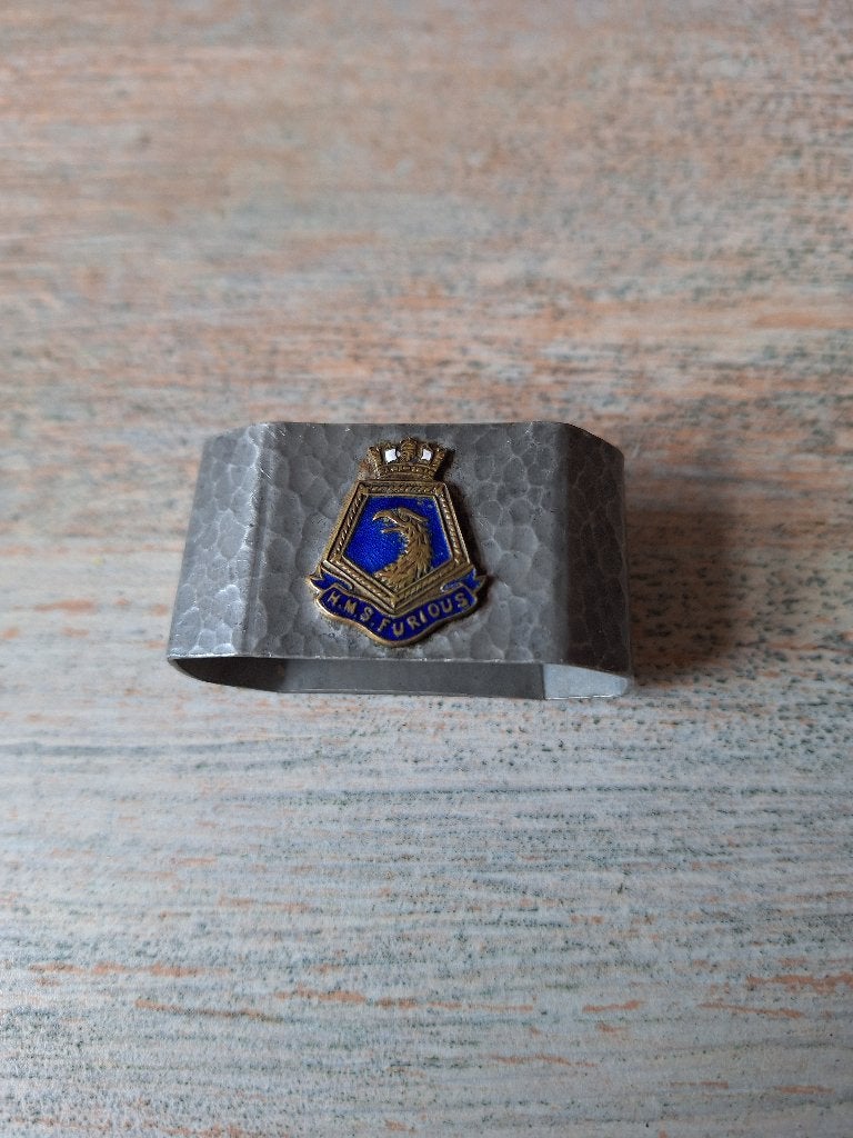 Vintage HMS Furious servetring - Marine memorabilia, Verzamelen, Ophalen, Zo goed als nieuw, Gebruiksvoorwerp