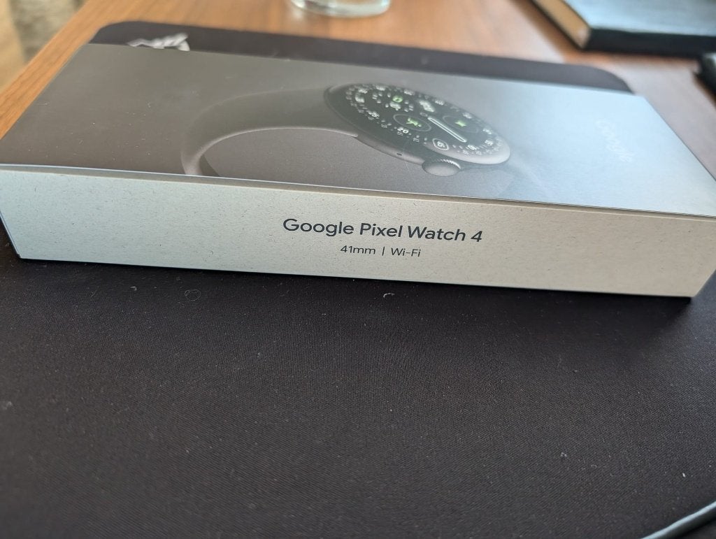Google Pixel Watch 4 41mm Wi-Fi - Nieuw in doos, Google, Zwart, Nieuw, Ophalen of Verzenden