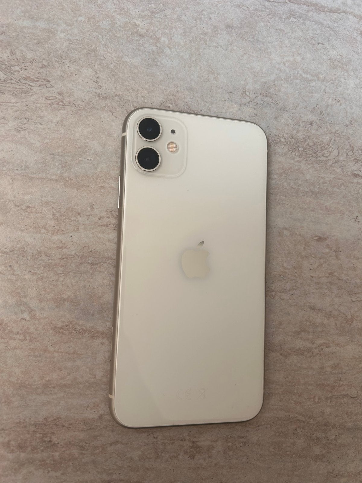 Nette witte iPhone 11 64GB te koop