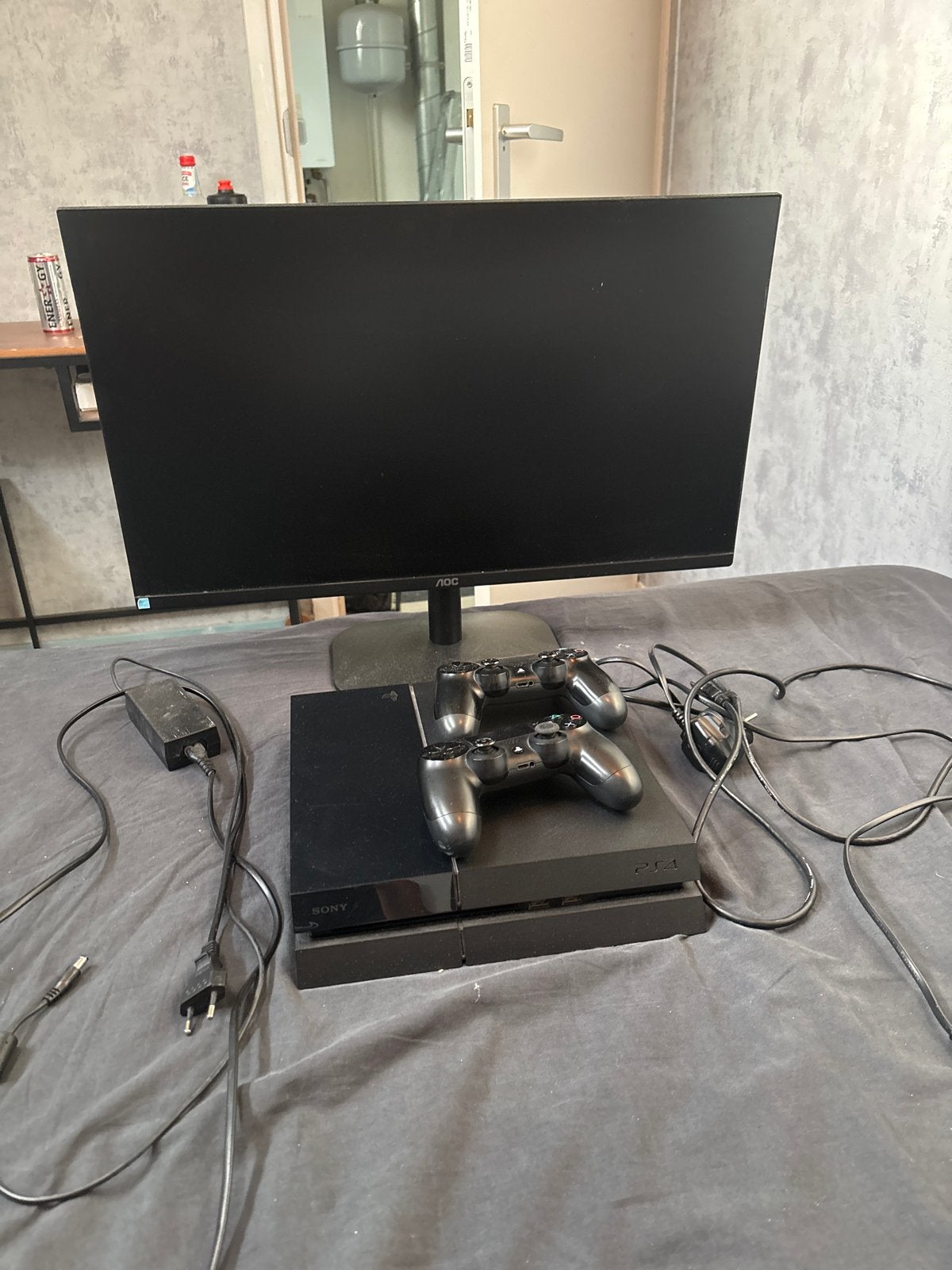 PlayStation 4 met 2 controllers en AOC monitor, Ophalen, Gebruikt, Met 2 controllers, Original