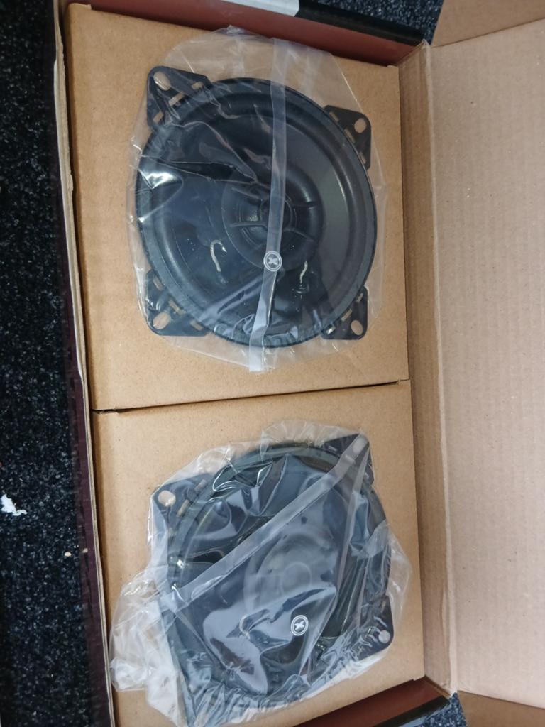 Excursion 10 cm speakers
125 watt 50 rms 2 weg systeem
Nieuw, Auto diversen, Autospeakers, Ophalen, Nieuw