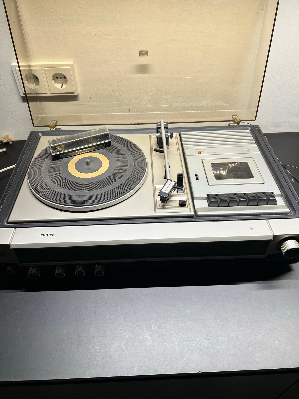 Philips F1330 platenspeler met cassettedeck en radio. 1977, Audio, Tv en Foto, Ophalen of Verzenden, Gebruikt, Cassettedeck, Philips