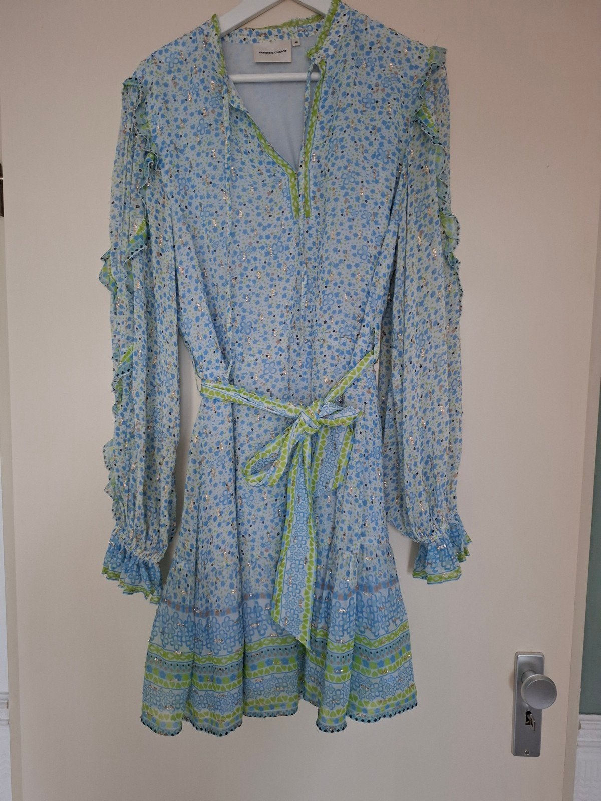 FABIENNE CHAPOT EXCLUSIEVE JURK MAAT 40., Maat 38/40 (M), Blauw, Ophalen of Verzenden, Zo goed als nieuw