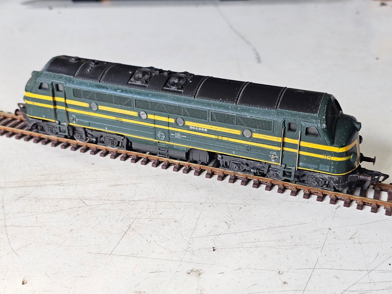 Fleischmann NMBS Belgische locomotief geheel metaal / getest, Hobby en Vrije tijd, Fleischmann, Ophalen of Verzenden, Zo goed als nieuw