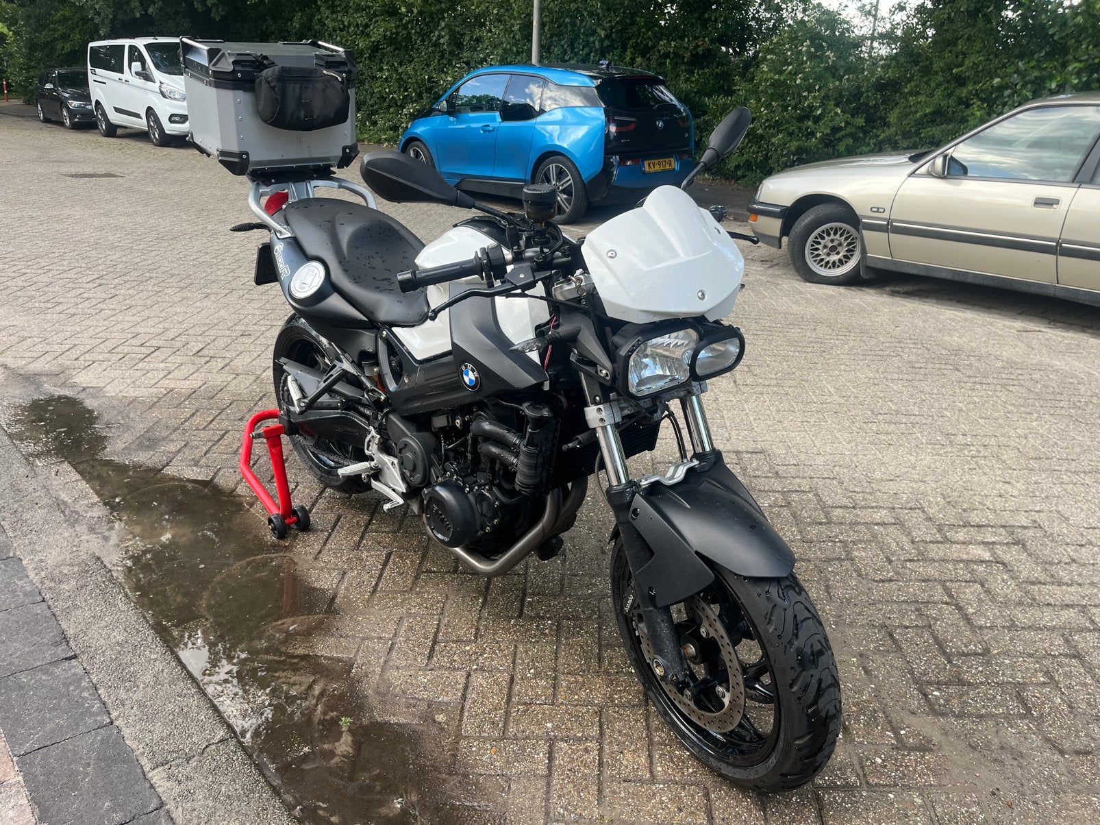 Bmw F800R, topkoffer, nieuwe banden, akrapovic, Motoren, Motoren | BMW, 2 cilinders, Occasion, Motorrijbewijs A, Particulier