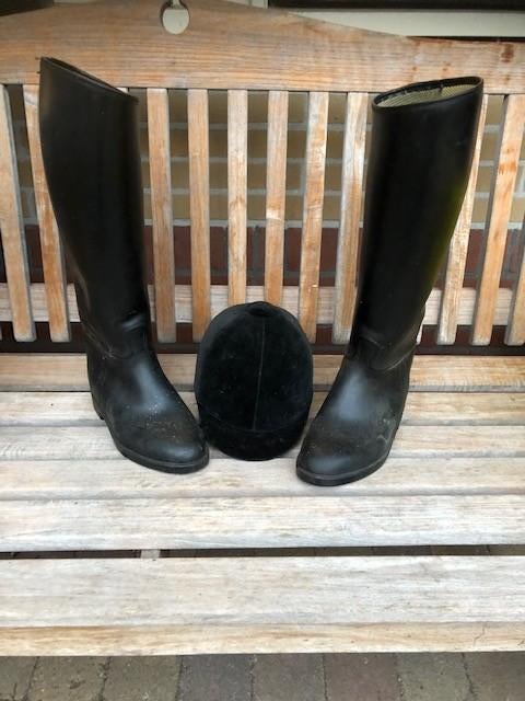 Paardrijlaarzen en –cap te koop aangeboden, Ophalen, Gebruikt, Dames, Schoeisel