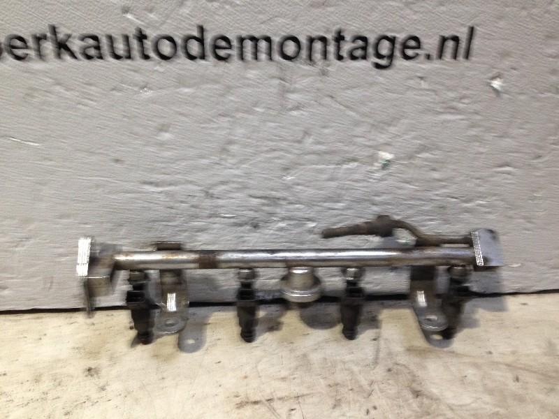 Injectiegalerij Ford Focus 1 (2002-03/2004-11), Gebruikt, Henry-Ford-Straße  1, Köln 50735, , Duitsland, Ford-Werke GmbH, Kunden@ford.com