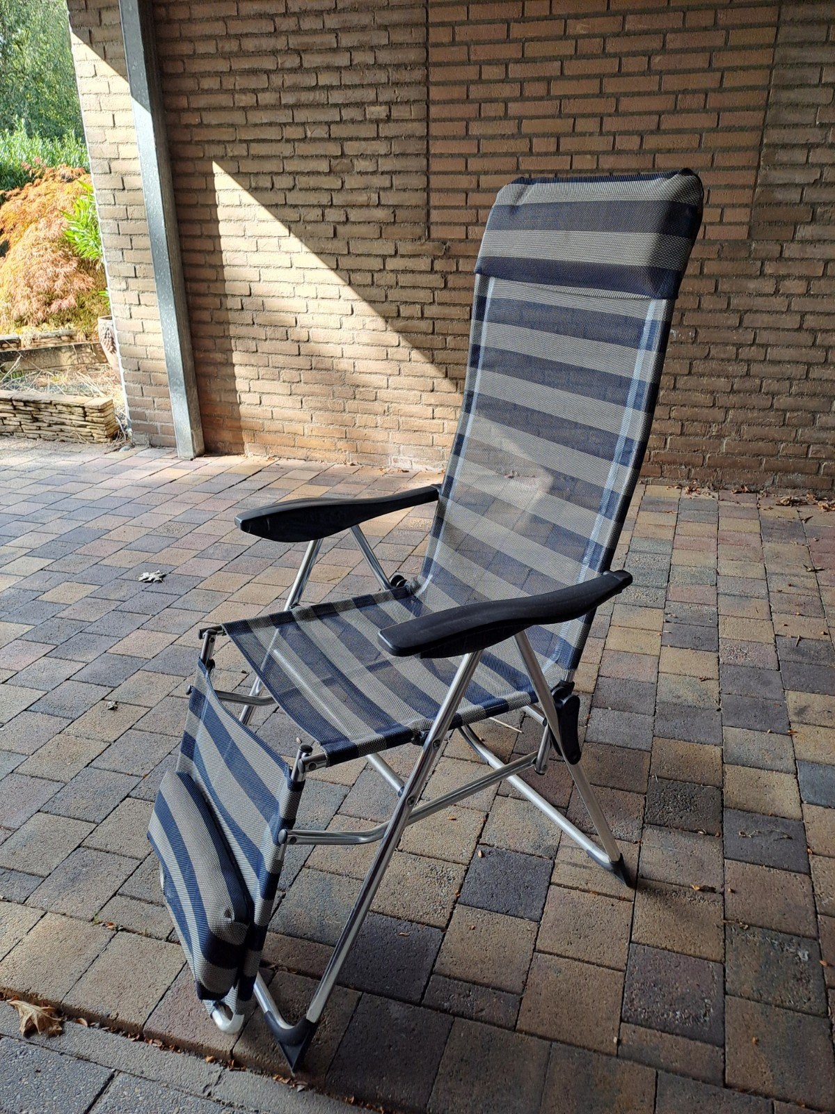Standenstoel met voetsteun, Ophalen, Campingstoel