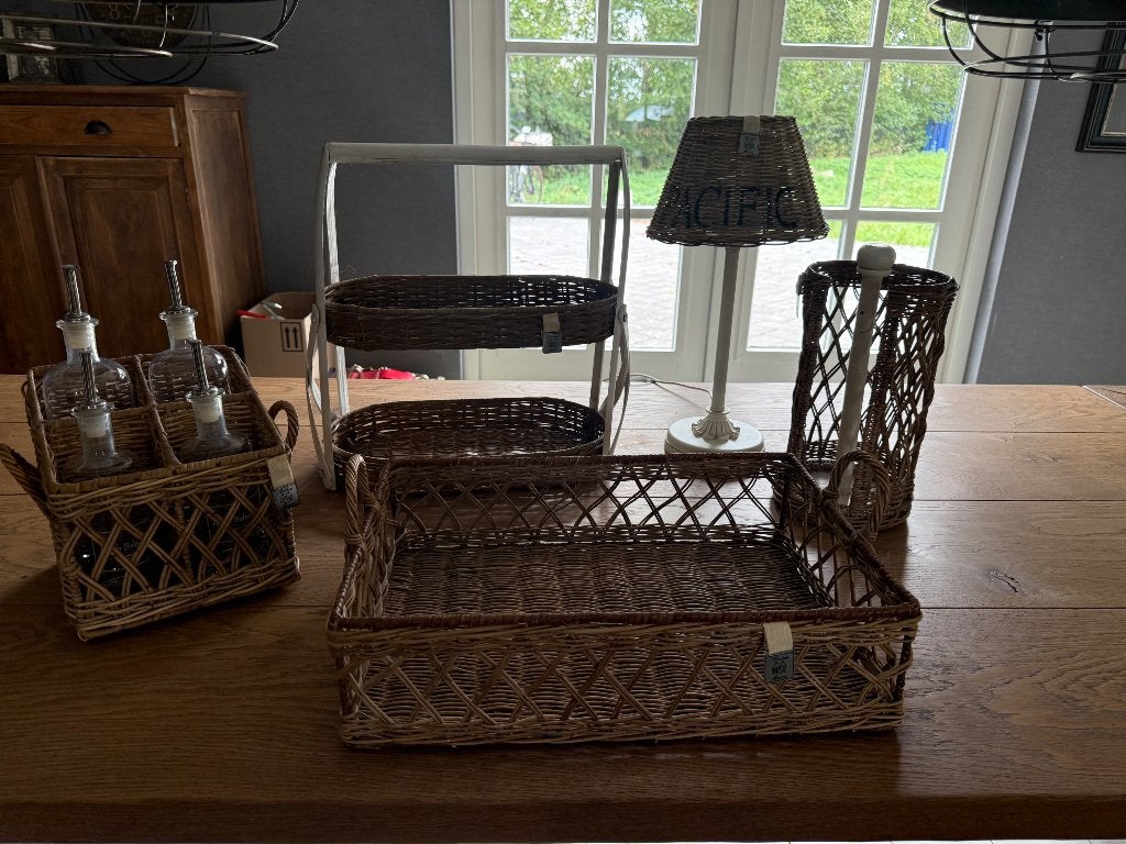 Diverse rieten manden en woonaccessoires - Bieden!, Gebruikt, Ophalen of Verzenden, Landelijk, Natuurlijk materiaal