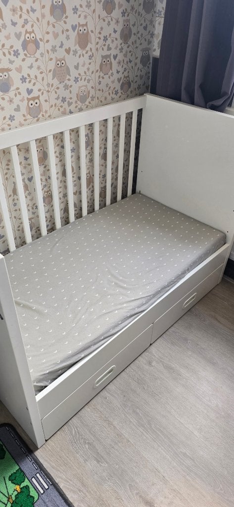 IKEA STUVA Crib with HIMLAVALV 3D mattress, Ophalen, Zo goed als nieuw, Ledikant