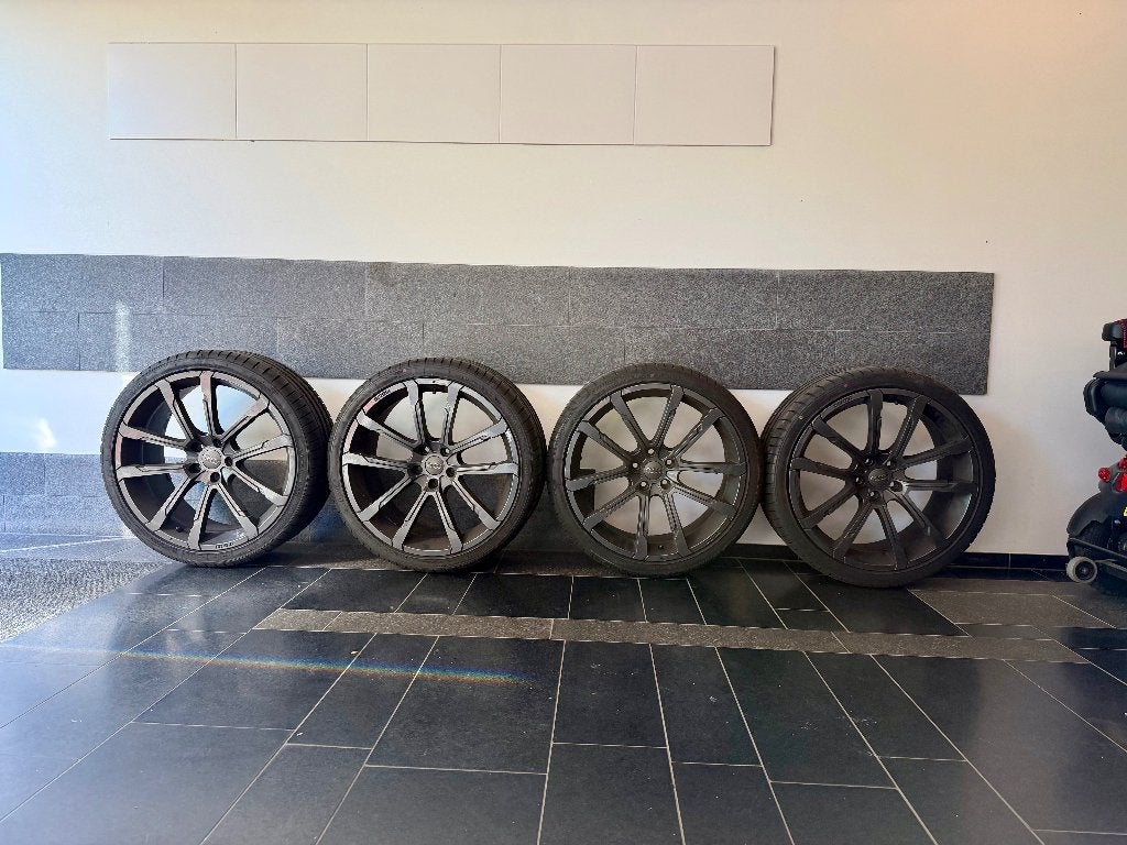 Velgen Audi A5 20 Inch met 2 maanden nieuwe banden, Ophalen, Gebruikt, 265 mm, Banden en Velgen