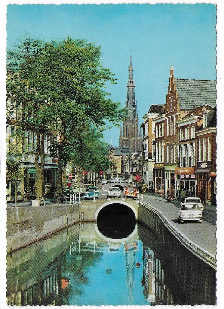 Leeuwarden   Ongelopen  Ansichtkaart  (B8238), Ophalen of Verzenden, 1980 tot heden, Gelopen, Friesland