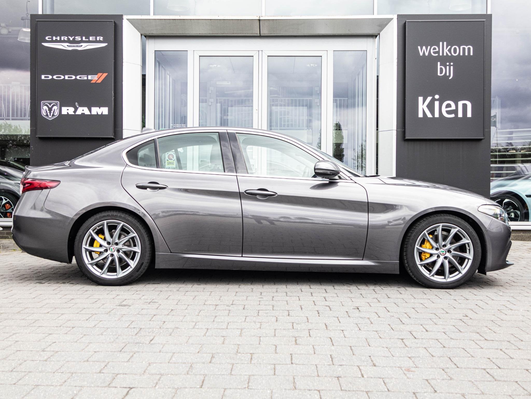 Alfa Romeo Giulia 2.0T Super | Xenon | 18" Velgen | BTW Auto, Auto's, Alfa Romeo, Automaat, 745 kg, Achterwielaandrijving, Euro 6
