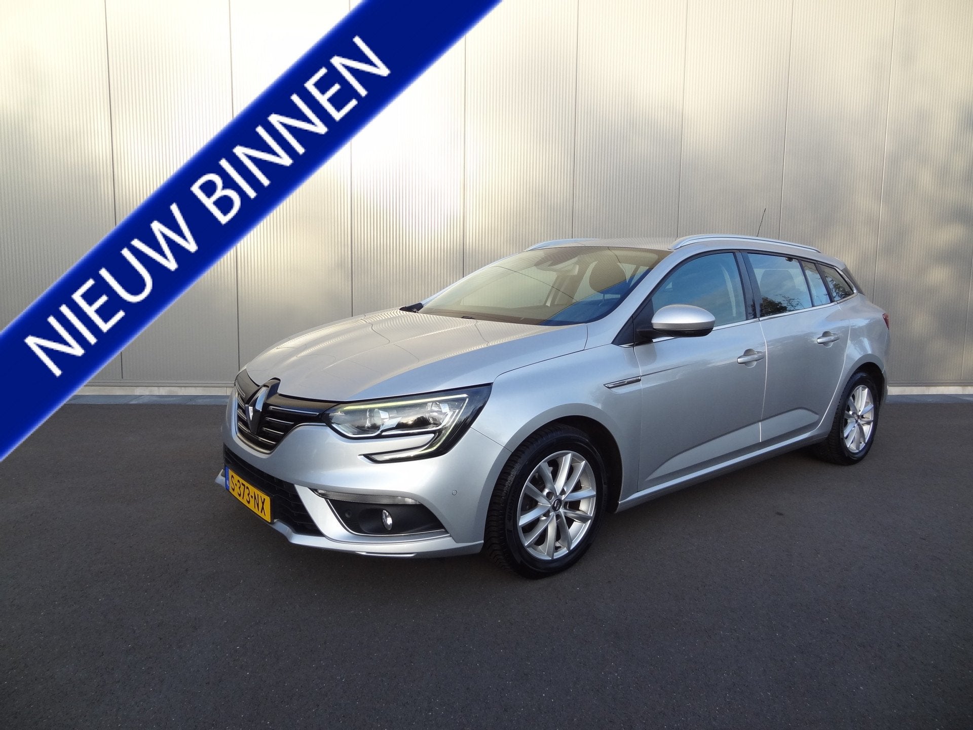 Renault Mégane Estate 1.2 TCe Zen | CAMERA | NAVI | CLIMATE, Stof, Gebruikt, 4 cilinders, 1198 cc