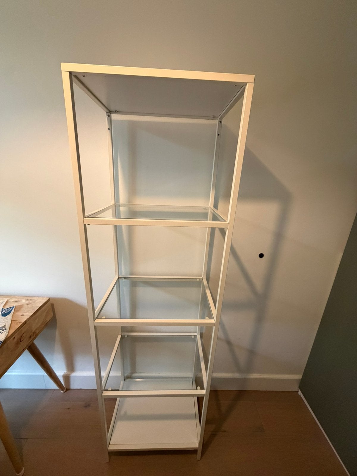 IKEA VITTSJÖ stellingkast wit met glazen planken, Ophalen, 50 tot 100 cm, Zo goed als nieuw, 150 tot 200 cm