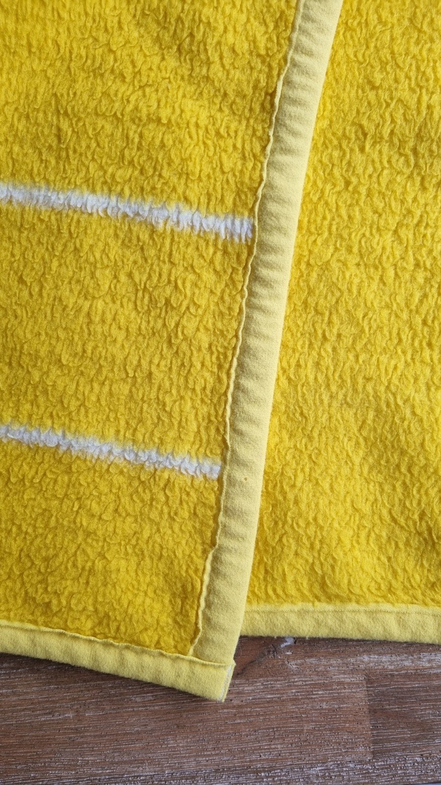 Zonnig Gele Dralon Deken HEMA 150x220 cm hypoallergeen, Huis en Inrichting, Ophalen of Verzenden, Zo goed als nieuw, Eenpersoons