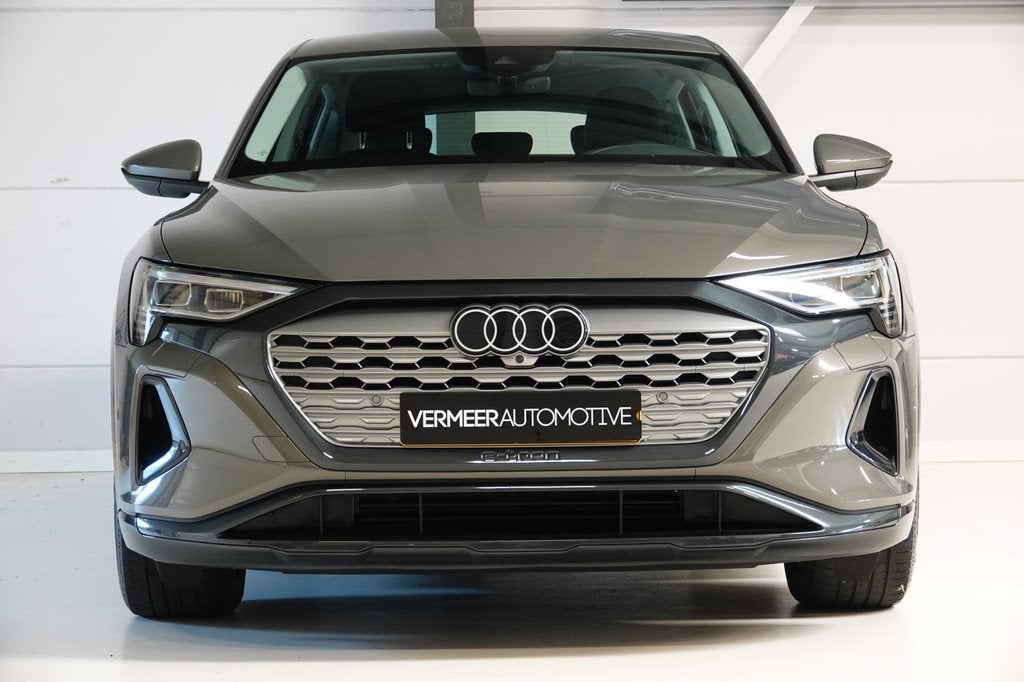 Audi Q8 e-tron 50 quattro Edition 95 kWh | Trekhaak | Luchtv, Automaat, Stof, Zwart, Origineel Nederlands