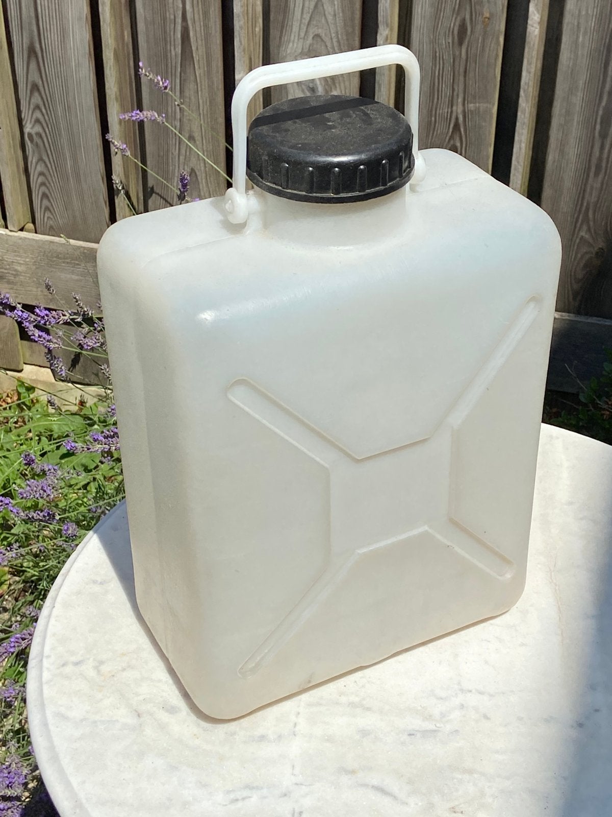 Watercontainer 10 liter, Tuin en Terras, Regentonnen, Minder dan 75 liter, Ophalen, Zo goed als nieuw