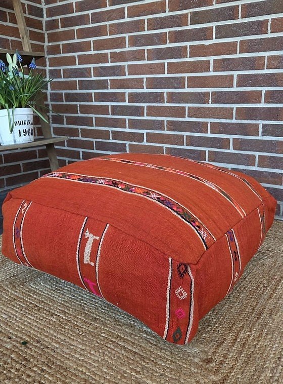 Marokkaanse vintage berber poef, poefs marokko, Ophalen of Verzenden, Nieuw, 50 tot 75 cm, 50 tot 75 cm