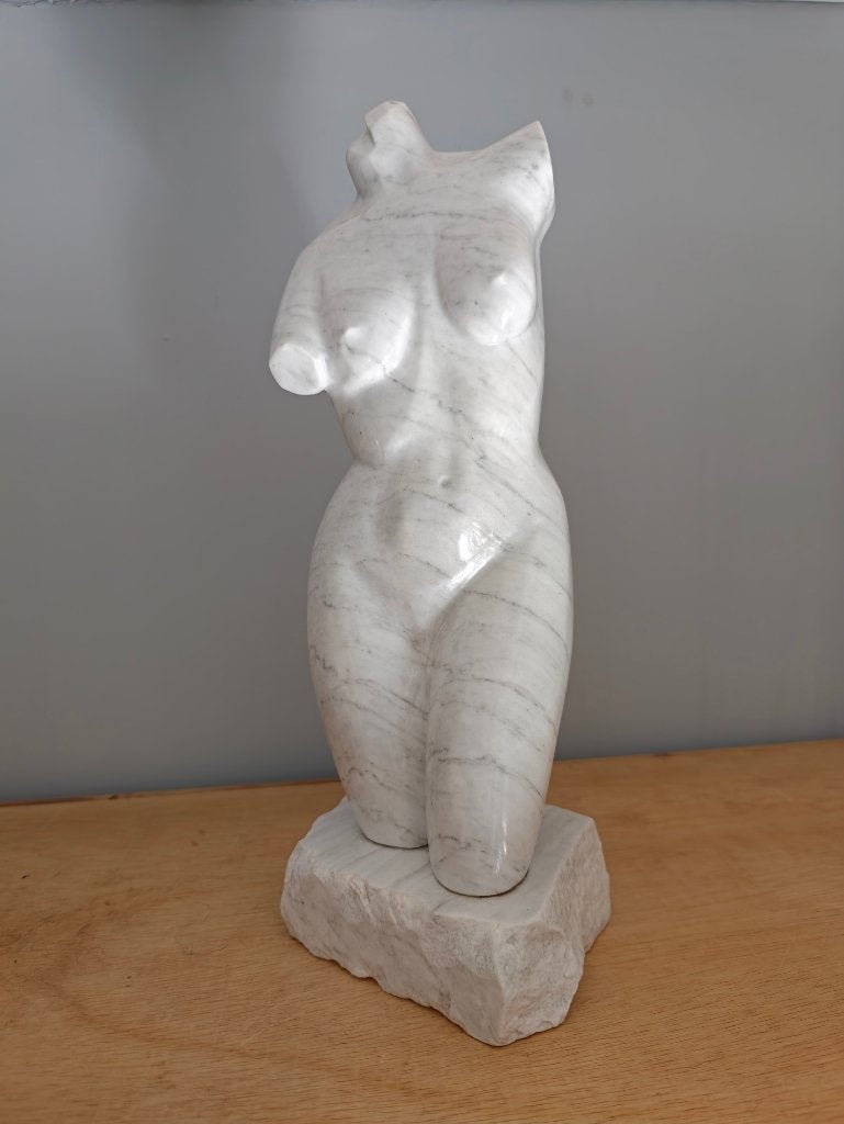 Marmeren torso beeld zeer fraai, Ophalen, Handgemaakt, 20 - 50 cm, Beeld
