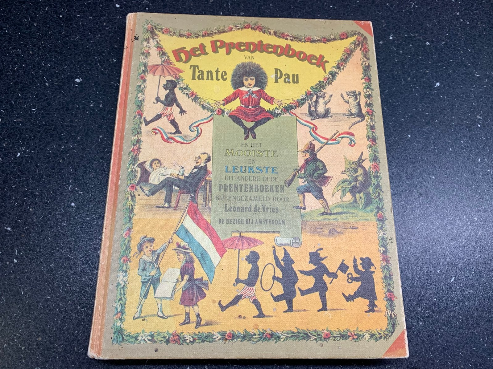 Het Prentenboek van Tante Pau - Leonard de Vries (1974), Ophalen of Verzenden, Gelezen, Prentenboek
