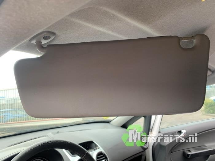 Zonneklep van een Opel Corsa, Gebruikt, -, -, Opel