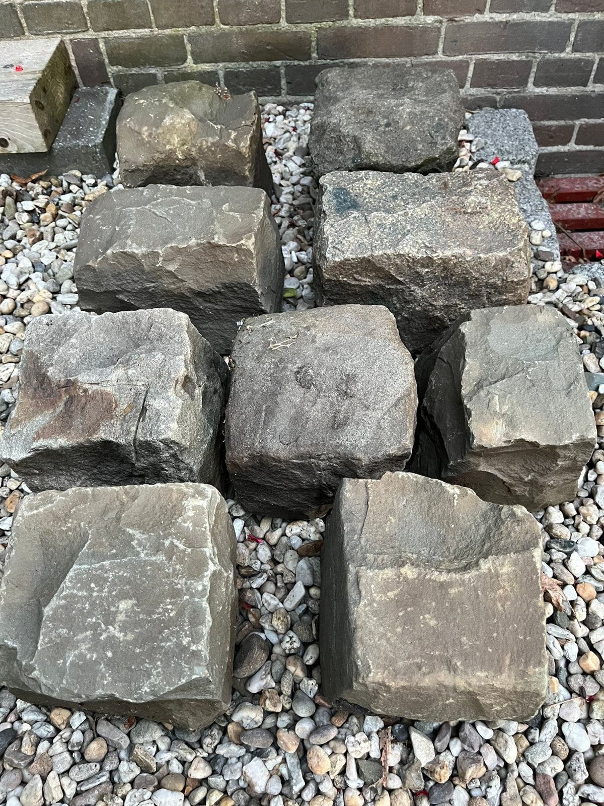 9 grote natuurstenen keien – voor vijverrand / tuin, Ophalen, Zo goed als nieuw