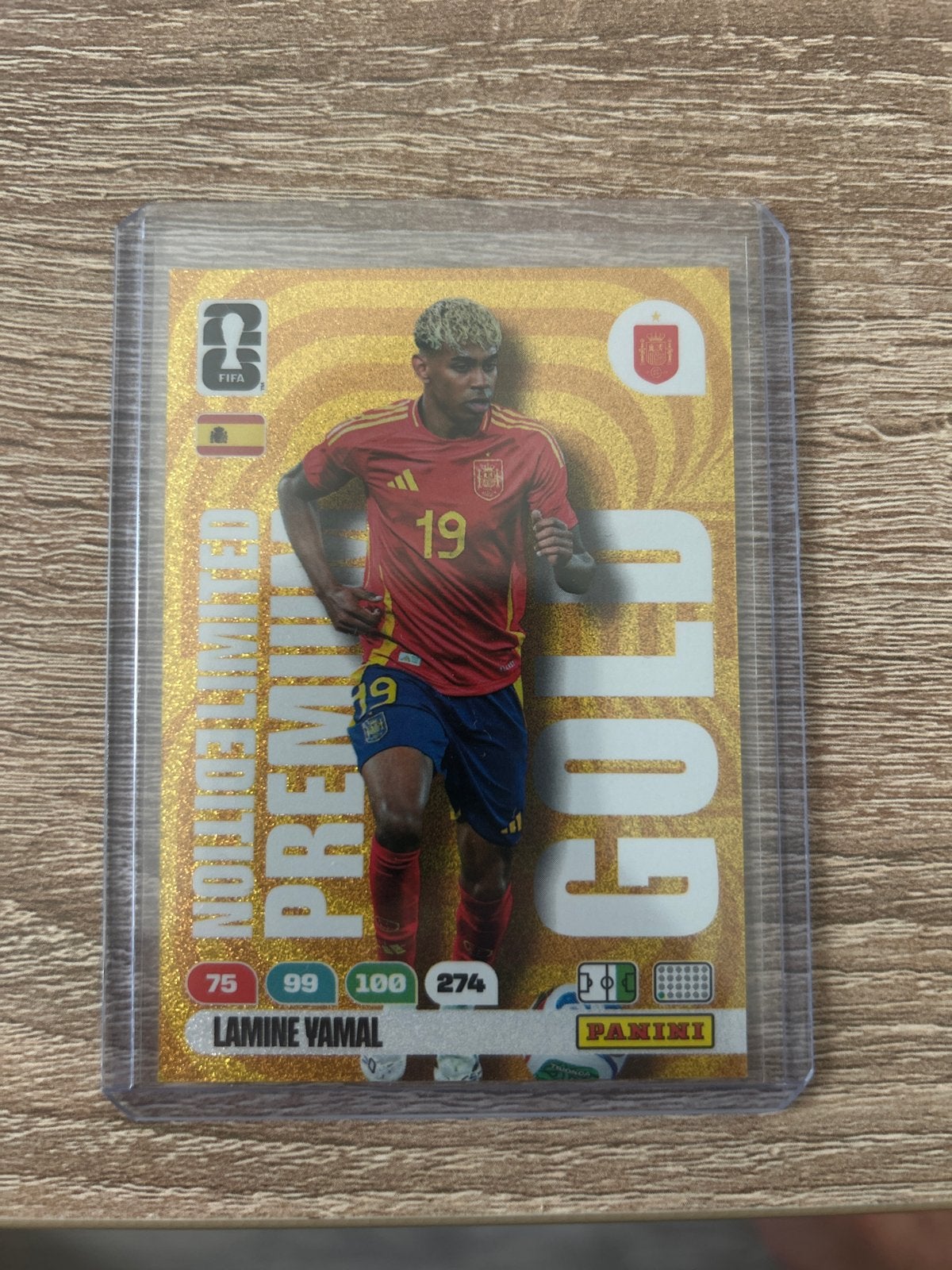 Panini FIFA 365 Adrenalyn XL 2024 Lamine Yamal Premium Gold, Verzamelen, Ophalen of Verzenden, Zo goed als nieuw, Buitenlandse clubs