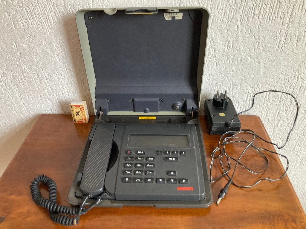 retro Nera draagbare satelliettelefoon satelliet telefoon, Telecommunicatie, Ophalen of Verzenden, Gebruikt, 1 handset