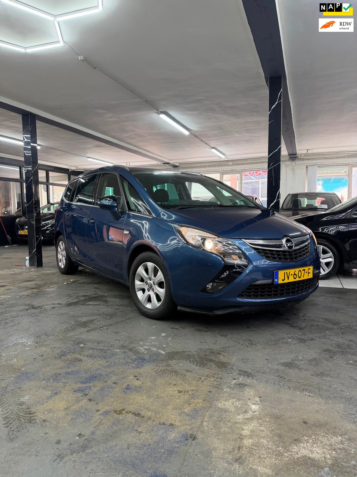 Opel Zafira Tourer 1.4 Business+ 7p., Euro 6, 4 cilinders, Blauw, 7 stoelen
