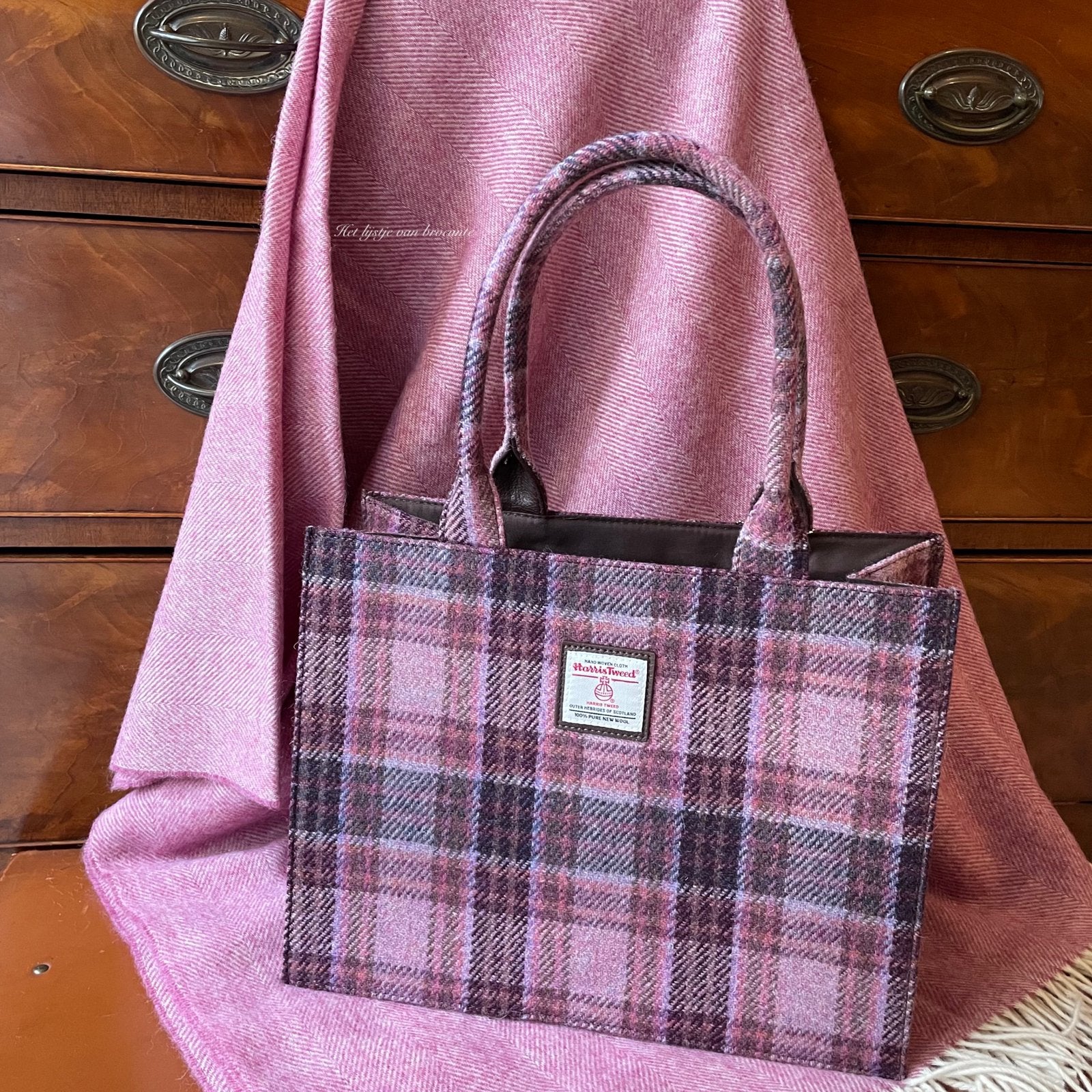Schotse Harris Tweed Tote bag Burgundy Pink, Westdijk 41 3241 GT Middelharnis, Overige kleuren, Shopper, Ophalen of Verzenden