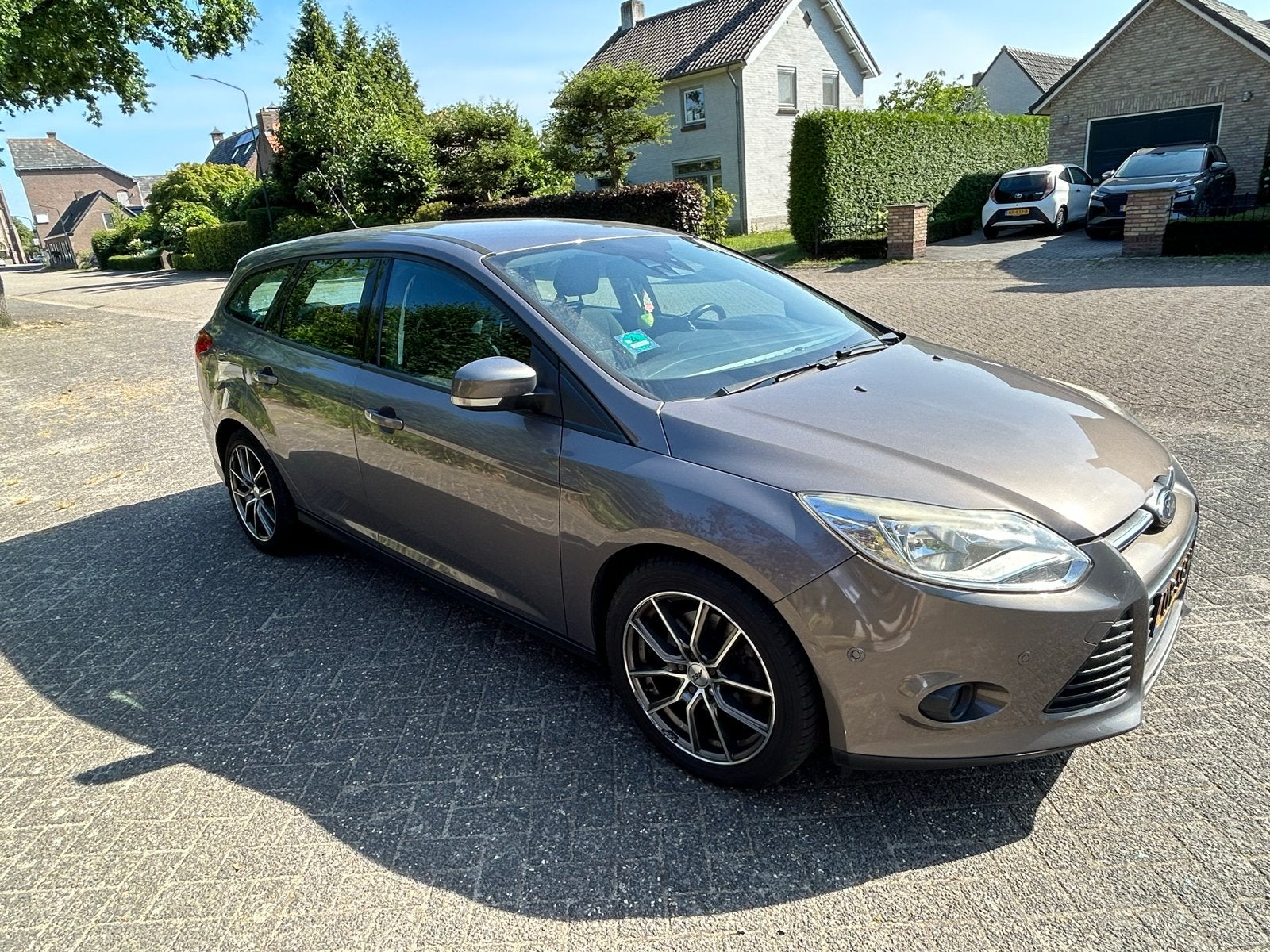 Ford Focus 1.6 Ecoboost 150pk 2011, 1596 cc, 1258 kg, 4 cilinders, Bruin