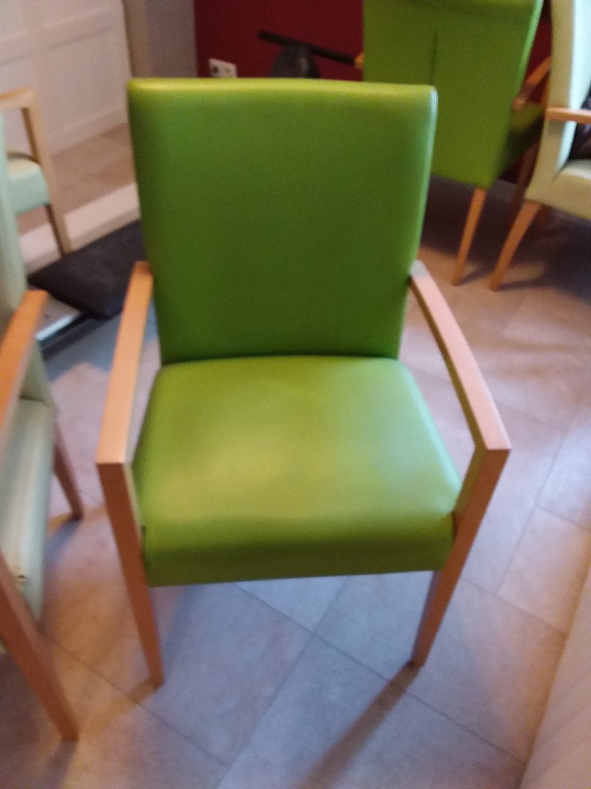 6 Ergonomische Eetkamerstoelen - Leer, Groen Hout, Ophalen, Gebruikt, Overige kleuren, Ergonomisch
