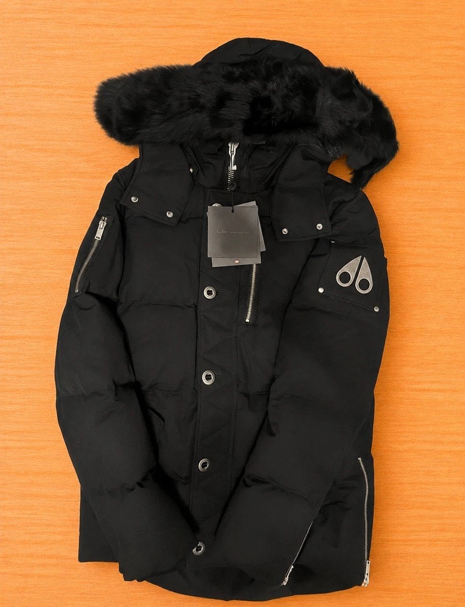 moose knuckle winterjassen, Ophalen of Verzenden, Zo goed als nieuw, Overige maten, Zwart