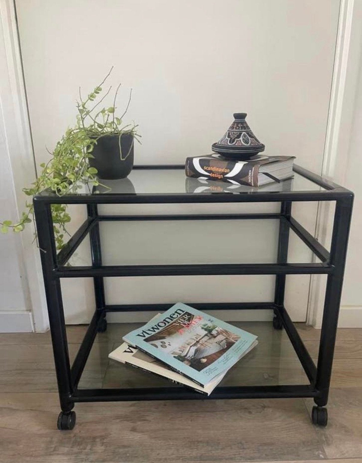 Vintage verrijdbaar tafeltje, Huis en Inrichting, Space Age, Vintage, Kunststof, 55 tot 75 cm, Zo goed als nieuw