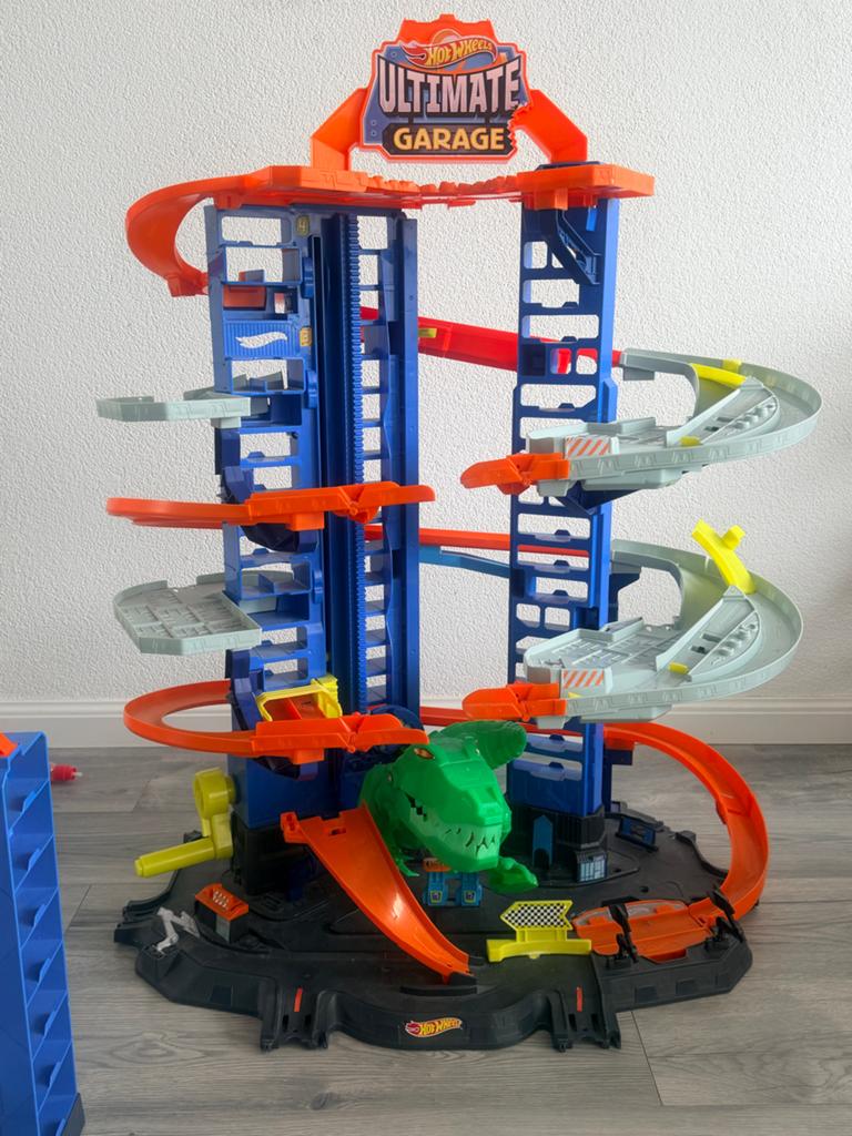 Hot Wheels Ultimate Garage met T-Rex, Ophalen of Verzenden, Gebruikt, Jongen of Meisje