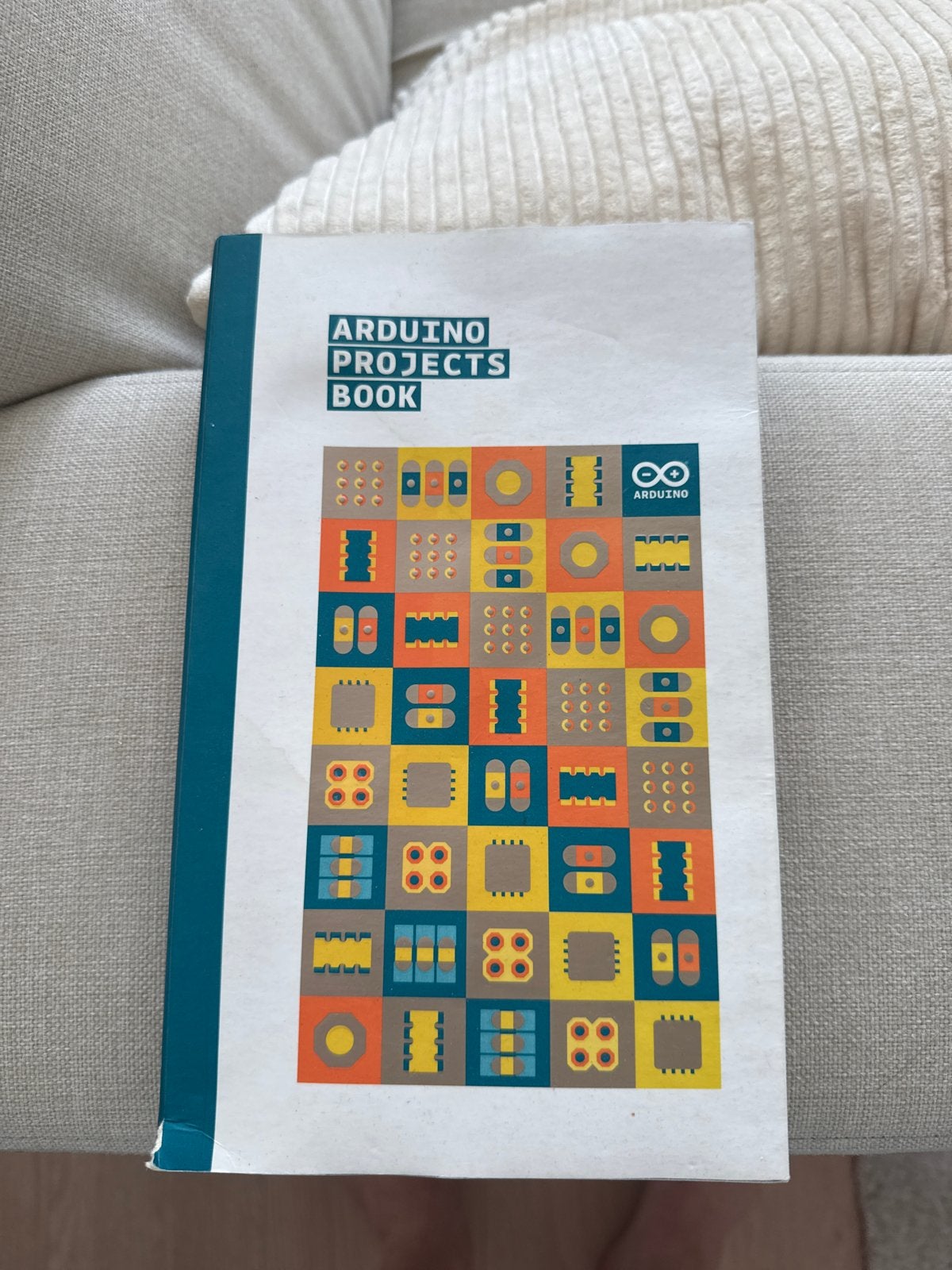 Arduino Projects Book - Leer programmeren en bouwen, Boeken, Ophalen, Zo goed als nieuw, Elektrotechniek