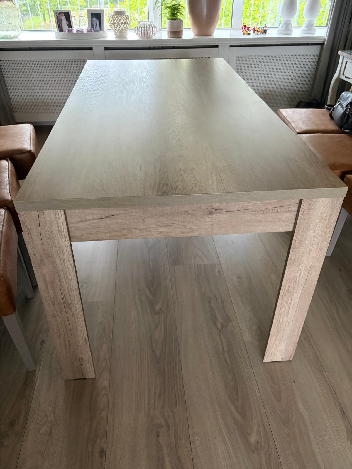 Moderne eettafel, licht hout, rechthoekig, Ophalen, 50 tot 100 cm, Zo goed als nieuw, Vijf personen of meer
